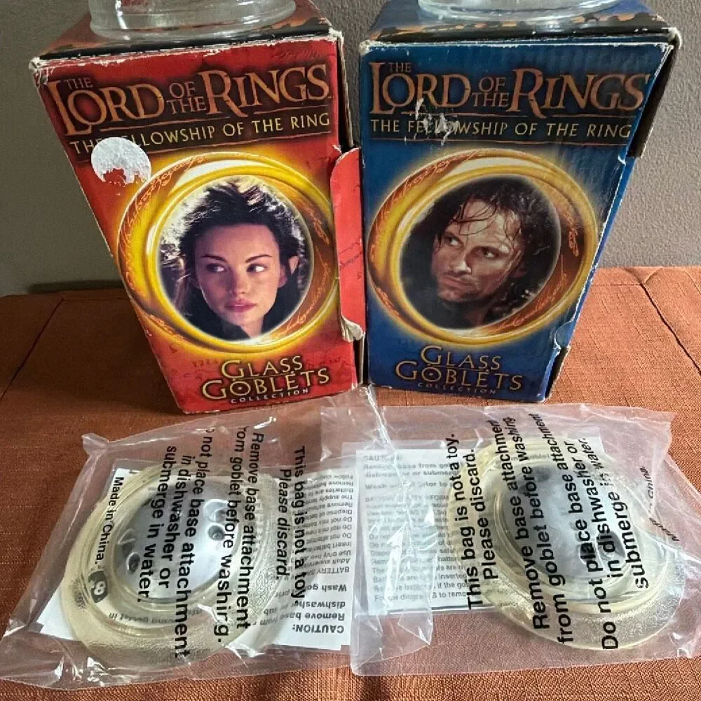 Lord of the Rings 2001 Promotional Goblets Arwen Strider Set of 2 New!